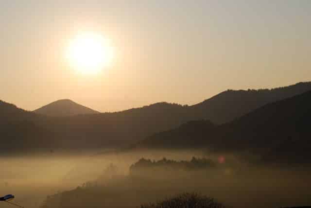 Amanecer en el Ashram de La Peral, paraiso de la meditación