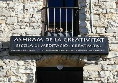 Ashram de la Creatividad Escika de meditació i creativitat